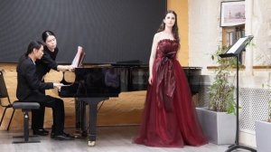 Екатерина Соколова исполняет арию Теодоры из оратории «Теодора» Генделя. Фортепиано — Се Луцзюнь