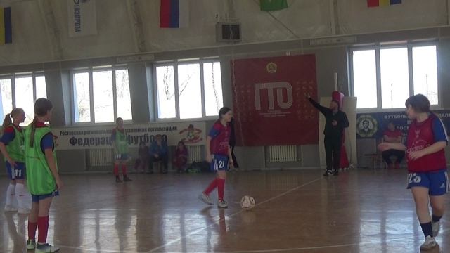 Кубок к 8 марта!;