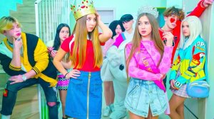 ДИАНА И НОВАЯ СОПЕРНИЦА В ШКОЛЕ BUNNY!!! НОВЕНЬКАЯ С КОРОНОЙ ПРИШЛА В ШКОЛУ ЧТОБЫ СТАТЬ ЛУЧШЕЙ!!!