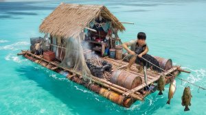 Как выжить на плоту из мусора (7-я серия) вместе с собакой / Ловля крупной рыбы и приготовление