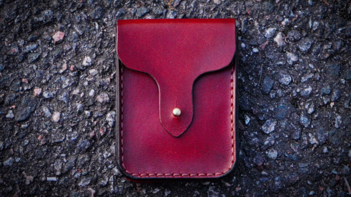 Как сделать чехол для игральных карт. Кожаный чехол для карт.