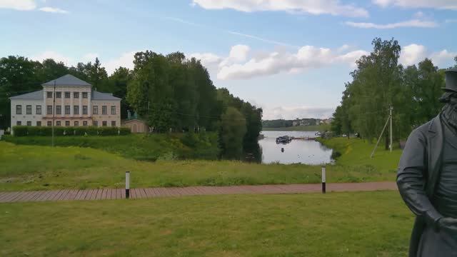 Едем в Углич через Калязин.