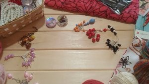 Красная шапочка, размышлизмы о шарфике, клубочки- моточки и маркерочки