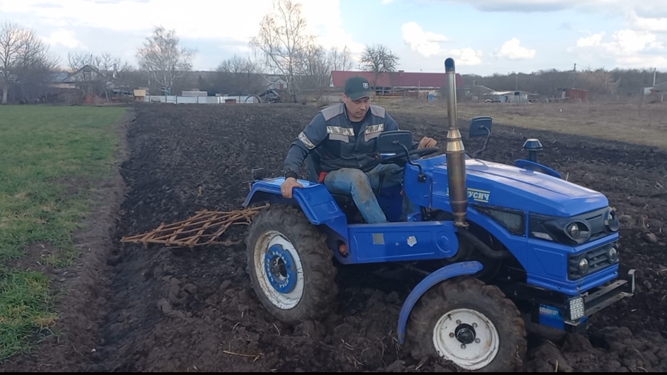 Главный Ресурс 1.11 Весна. Обзор участков после зимы. Начало боронования.