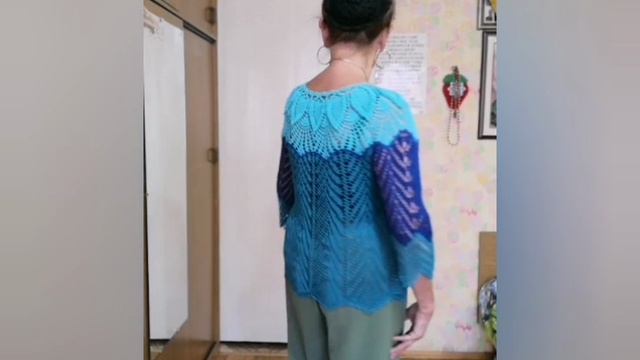 Блузка ЛОТОС из остатков пряжи.