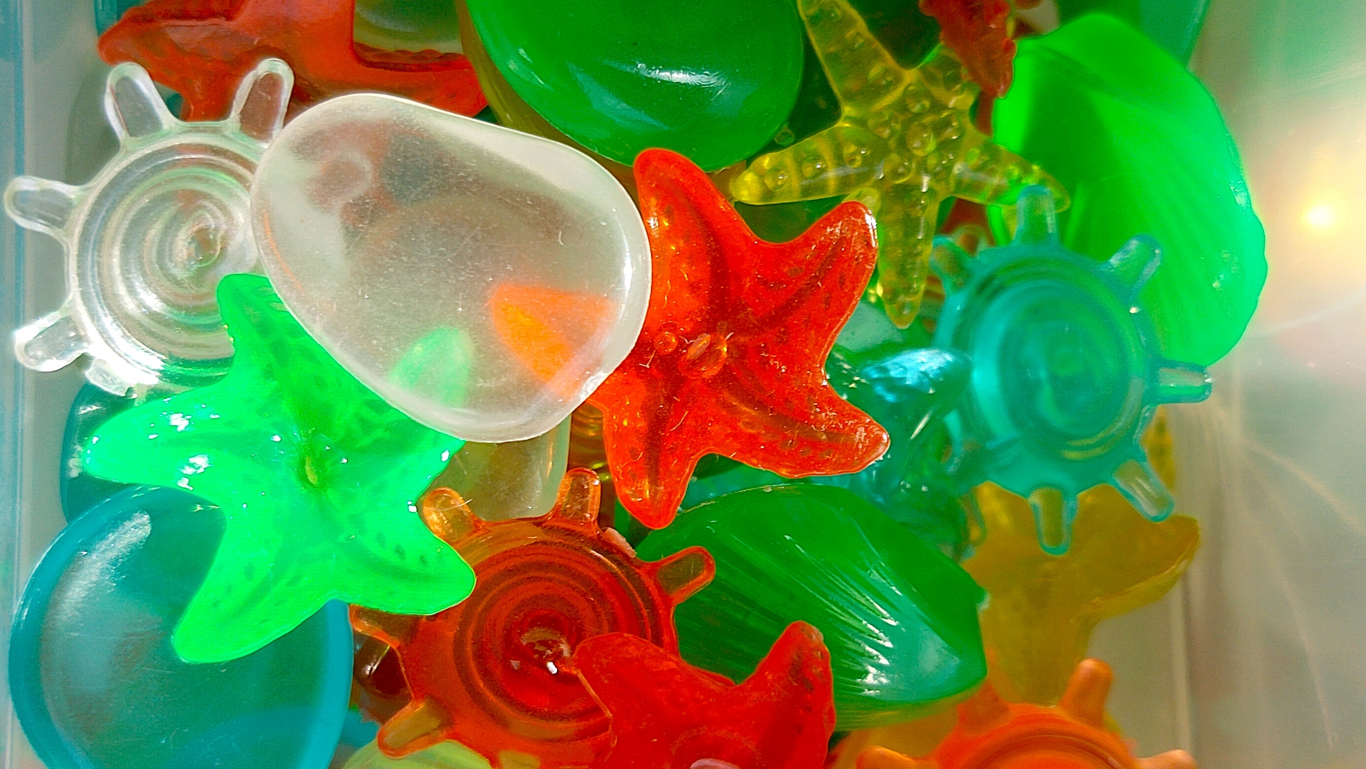 камушки (светящиеся в темноте)