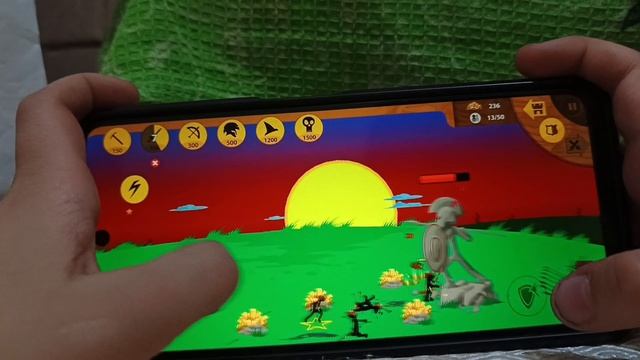 я купил скин сэлвидж на яромечника в игре Стигвор Легаси