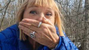 У нас первые грибы 31 марта,собираем берёзовый сок...