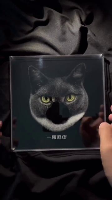 Объёмные портреты животных канцелярским ножом