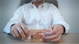 ДОЛГ В 42 МИЛЛИОНА