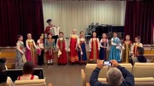 Ансамбль "Росинка" Руководитель Ольга Квитка.