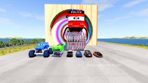 Большой и маленький полицейский автобус