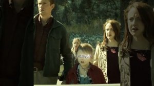 Затаившись