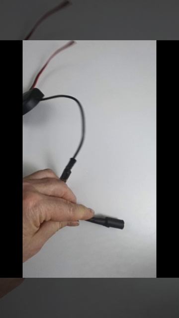 Инжектор питания для активной автомобильной антенны Триада-310