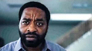 Закулисье» (2026) Чиветел Эджиофор, A24, научная фантастика, ужасы [4K]