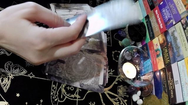 ❗ВЗГЛЯД ВЫСШИХ СИЛ И ДЬЯВОЛА НА МУЖЧИНУ😈🤷♂️😇 таро расклад ♥️ онлайн гадание