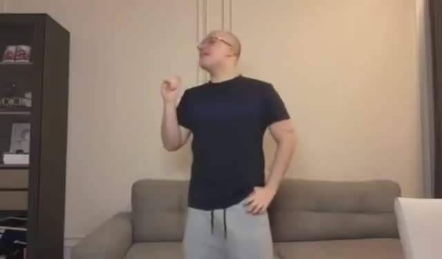 Оригинальная песня ВОЗЬМИ ТЕЛЕФОН ДЕТКА!