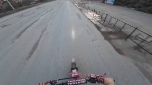 Стант покатушка на 139qmb, стант 4т скутер, упал во время станта?