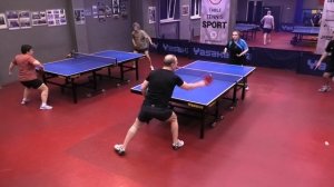 I ф. Звергздин А. (604) - Южакова Д. (554) 31.03 настольный теннис Малиновый 400+ турнир СПб