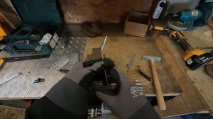 Как установил ветровое стекло на мотоцикл.