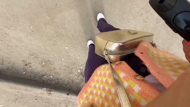 СКАНДАЛ С МУЖЧИНОЙЗАЕДАЮ СТРЕССИЗВРАЩЕНЕЦ АРТЁМ