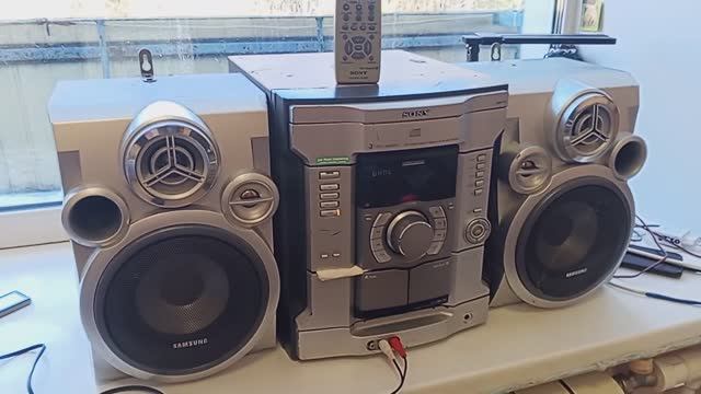 Музыкальный центр SONY MHC RG220 80w с Акустикой SAMSUG MAX😉