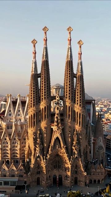 Саграда Família: Архитектурное чудо Барселоны #СаградаФамилия #Барселона #архитектура