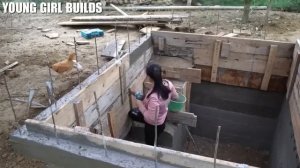 Молодая девушка строит секретный бункер .