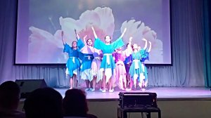 Танцевальная композиция "Весеннее настроение"