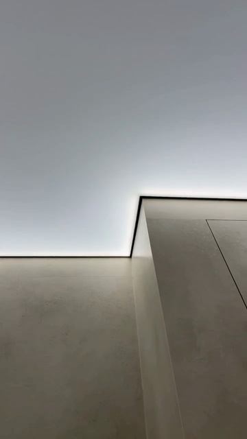 Неполный засвет,теневые потолки в квартире