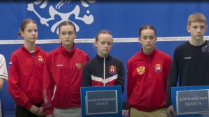 В Центре бадминтона Саратова сегодня стартовало личное первенство России по бадминтону