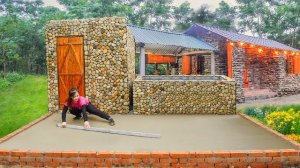 Строю резервуар для воды из кирпича и камней. Серия 49. Хуан Ли