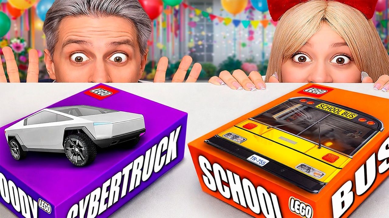 МЫ ОТКРЫЛИ LEGO CYBERTRUCK И ШКОЛЬНЫЙ АВТОБУС В 3:00…