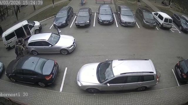 🔹Двое сотрудников ТЦК представились военными, чтобы водитель их подвёз и потом запаковали его