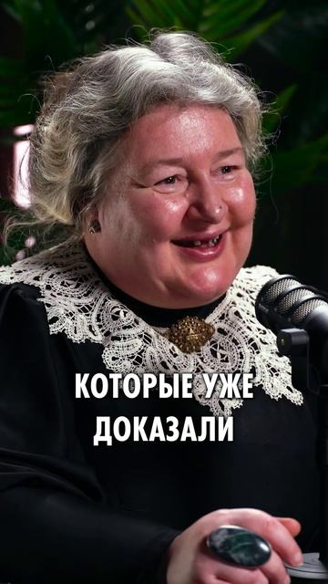 Женщина может родить 25 раз. А выживет — семеро