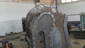 ВЫСОКОТЕХНОЛОГИЧНЫЕ КАЧЕСТВЕННЫЕ ИЗДЕЛИЯ, ШРЕДЕРЫ, ДРОБИЛКИ И ПРОСЕЕВАЮЩИЕ МОБИЛЬНЫЕ СИСТЕМЫ