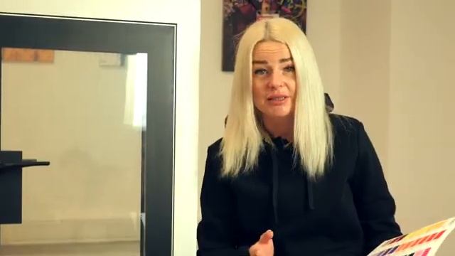 дверь с ПЕРЕМЕННОЙ ПРОЗРАЧНОСТЬЮ