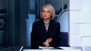 Закон оверсайза: Эвелина Хромченко успокоила тех, кто боится переборщить с размером одежды