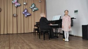 Антонова Стефания муз.Гр.Гладкова,сл.А.Кушнера «Песня о картинах»