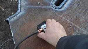 Не дорогая, сварочная магнитная масса.
