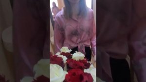 ДР/ Самый красивый букет для Анечки / Праздничный стол / Обувной магазин/ Купила себе подарок