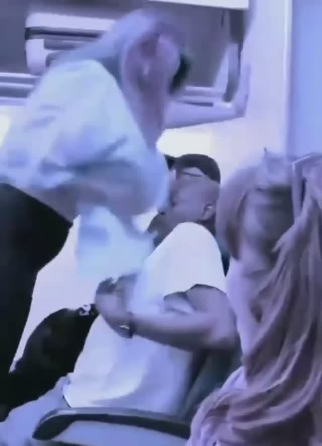 Контузило негритёнка