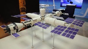 Выставка, приуроченная к 65-летию исторического полета Гагарина в космос, открылась в СФ.