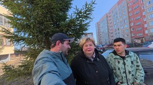 Подарок от мужа на День рождения.   Мужикам купили кое что из одежды.