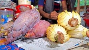 Уникальные отбивные из банановых цветков в деревенском ресторане