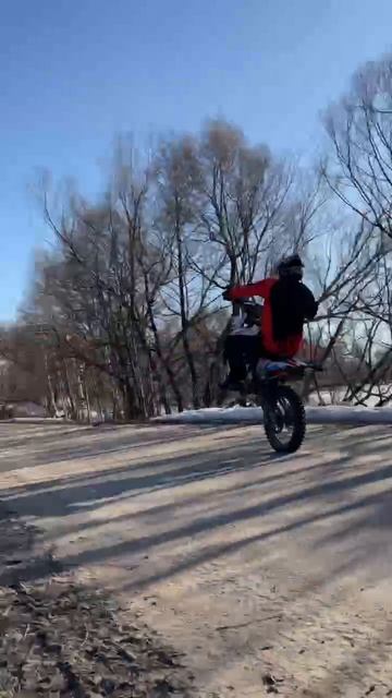 Stunt на эндуро Kayo K1 250 MX