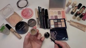 Косметичка на апрель👛 Обзор моей косметики 😍 #косметика #обзор #отзывы #макияж #фаберлик #faberlic