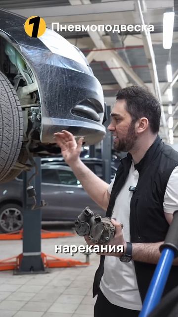 Трудовые будни: ремонт пневмоподвески Мерседес 221, Порш Макан ГТС, Мерседес 222