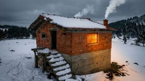 Заночевал в заброшенном кирпичном доме в зимнее время