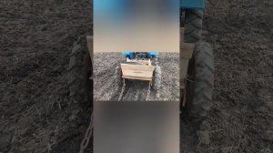 сажаем чеснок на тракторе русич